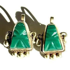 Elegant Green Silver Earrings
